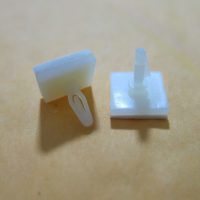 Nylonový držiak pre DPS - 3 mm, HC8